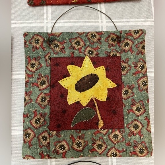 Quilt Block Wall Decor Country Farmhouse Patchwork Bear Rabbit Ladybug Sunflower - Picture 5 of 8